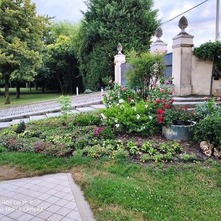 Residenza Serena Mirano Ngoại thất bức ảnh