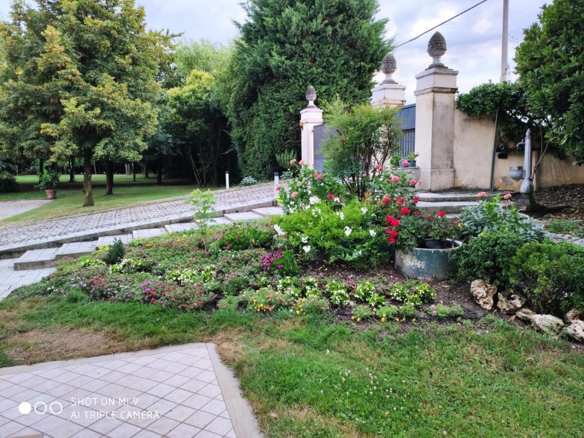 Residenza Serena Mirano Ngoại thất bức ảnh