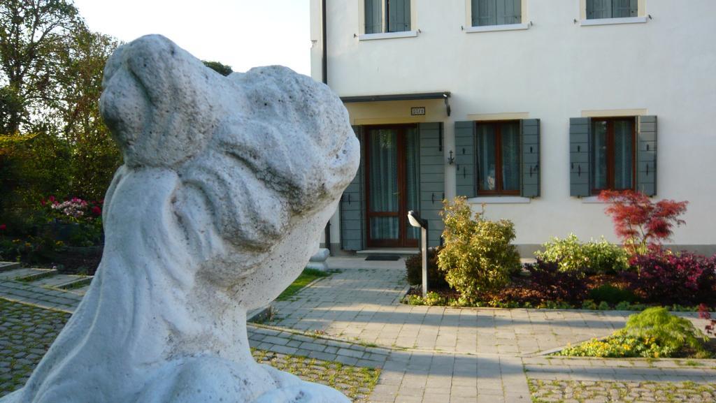 Residenza Serena Mirano Ngoại thất bức ảnh